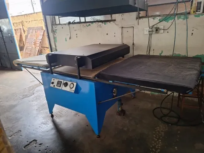 Prensa Térmica Pneumática Industrial Chiguetto + Coifa