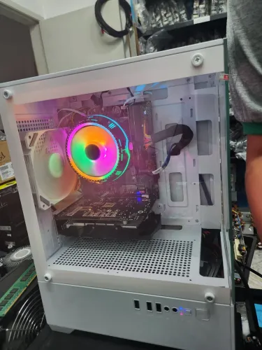 pc gamer i5 9600kf