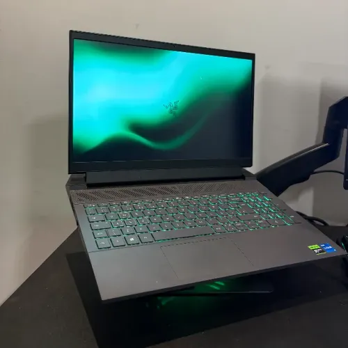 Notebook Dell G15 Core I5-13a 16 Gb Ram Ddr5 Rtx 4050 5530