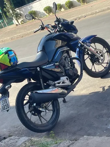 Vendo titan 160 2024 azul