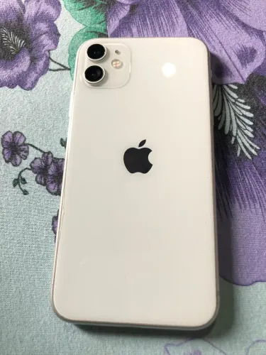 Vende-se IPhone 11
