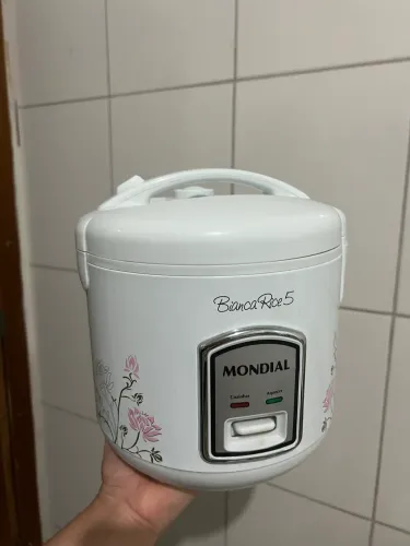 Panela de arroz elétrica 