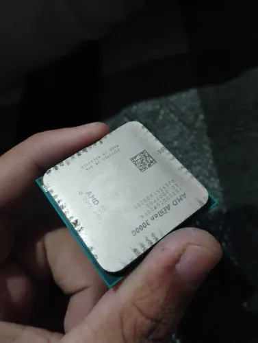AMD Athlon 3000g