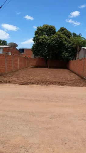 Vendo terreno no bairro Planalto beira rio antigo engordador várzea grande 10x20