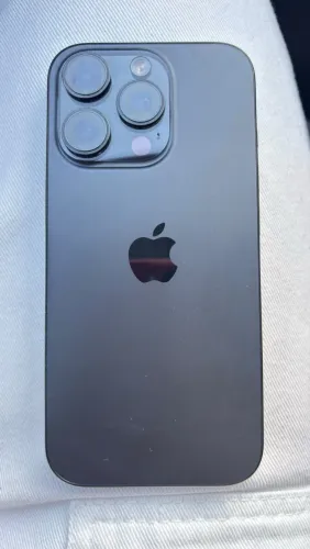iPhone 16 Pro 256GB Titânio Preto, bateria 90%, impecável, com caixa