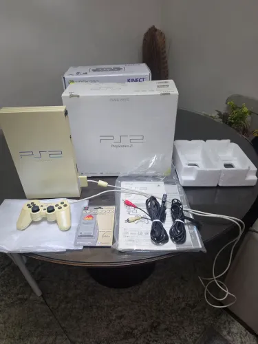 PlayStation 2 Pear White Japonês sem trava de região