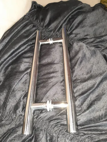 Puxador modelo (H) em inox R$:120