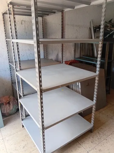 Prateleiras de aço 90cm por 1mt reforçadas