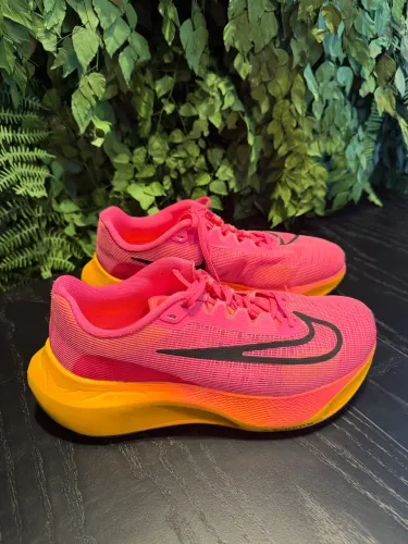 Tênis Nike Zoom Fly 5