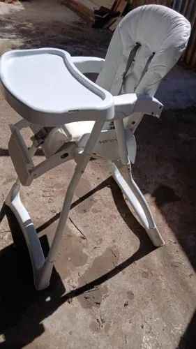 Cadeira alimentação