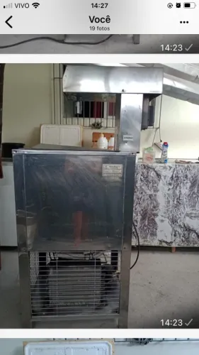 Máquina de sorvete e picolé 