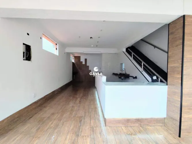 Casa para aluguel no Gonzaga em Santos.