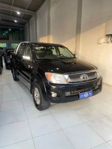 Toyota Hilux CD SRV D4-d 4X4 3.0 TDI Dies 2010