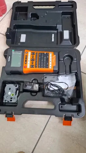 Rotulador eletrônico brother