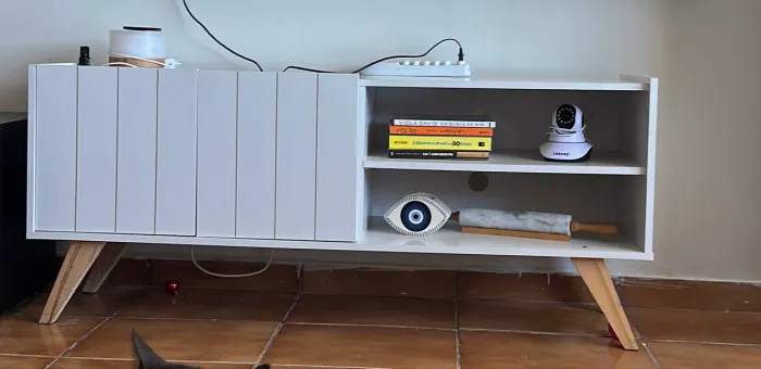 Vendo armário e rack