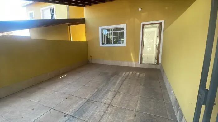 Imóvel para aluguel possui 90 metros quadrados com 2 quartos em Cidade Universitária - Cam