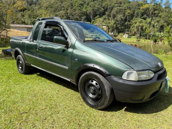 Fiat Strada LX 1.6 MPI 16V 2000