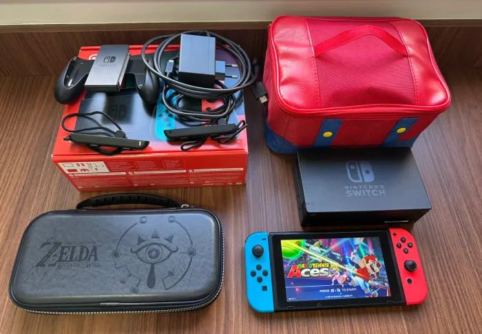 Nintendo Switch V2 Completo + Cases de transporte/proteção