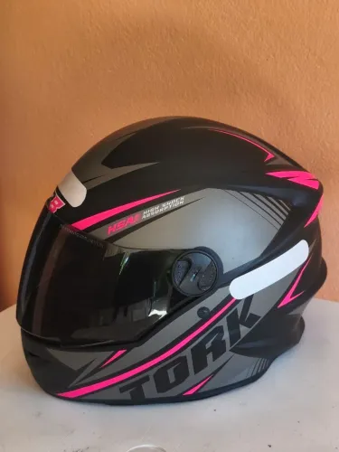 Capacete tamanho 56 (leia a descrição)