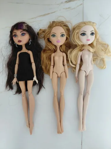 Lote sucatas ever after high