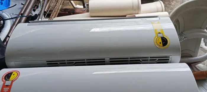 Vendo evaporadora de 9 mil btus convencional Springer Midea