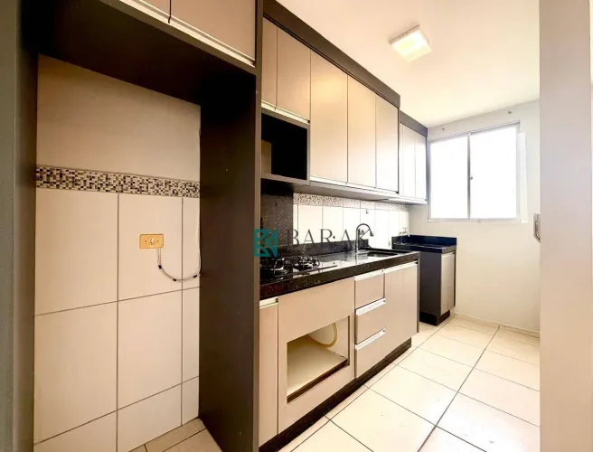 Apartamento com 2 dormitórios para alugar, 47 m² por R$ 1.400/mês - Jardim Alvorada - Mari