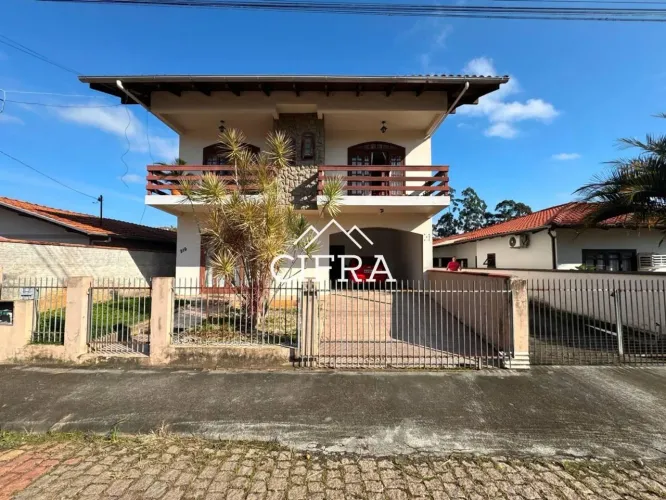 Casa de Alvenaria - Venda - 03 dormitórios - 270m2 - Semi Mobiliada - Centro - Lontras