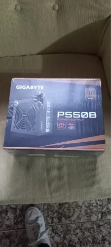 Fonte Gigabyte P550b