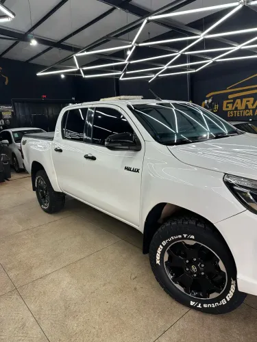 Toyota Hilux CD SRV 4X4 2.8 TDI Diesel Aut. 2019