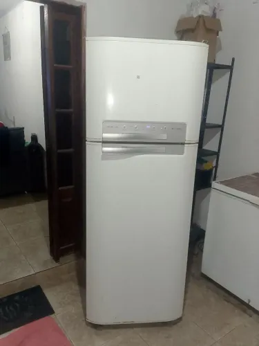 Geladeira Eletrolux Frost Free 500 litros 