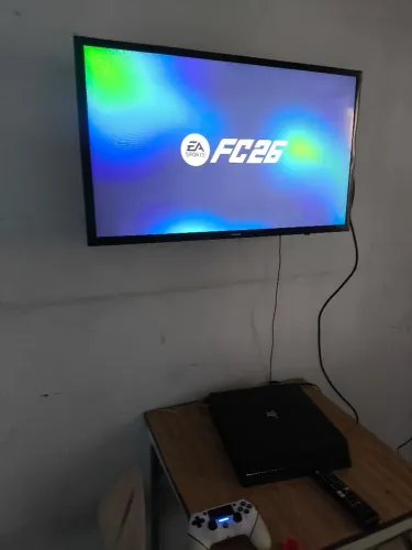 Playstation 4 Pro 1T.