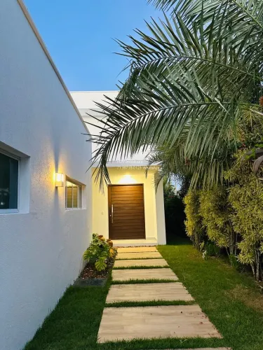 CASA EM CONDOMINIO RESIDENCIAL em CAMAÇARI - BA, CATU DE ABRANTES (ABRANTES)