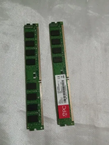 ?2x Memórias RAM 4GB DDR3 1600 MHz SDRAM Dual Channel