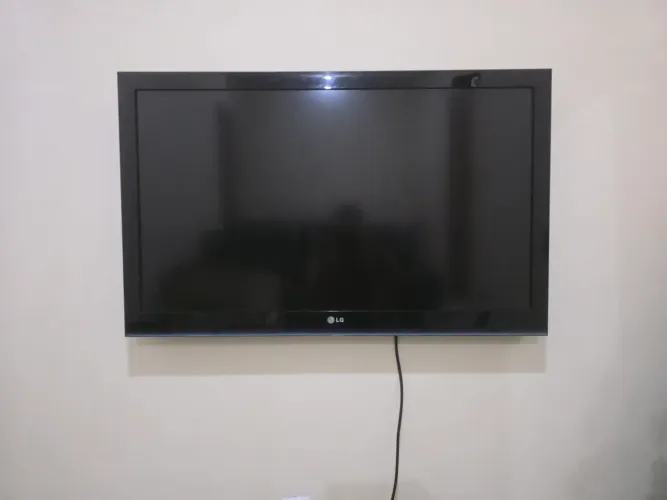 Televisão LG 42" com Chromecast 