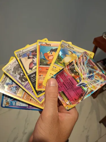 Cartas de Pokémon TGC Antigas coleções entre 2006 e 2014
