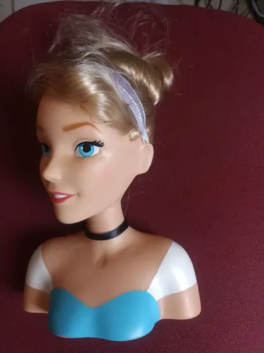 Boneca cinderela pentear busto 