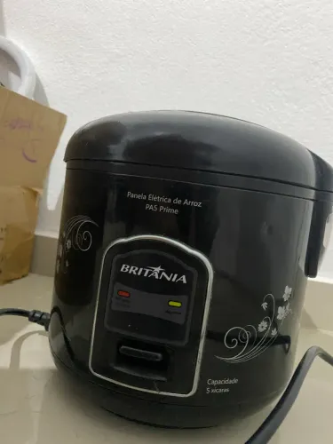 Panela de arroz elétrica