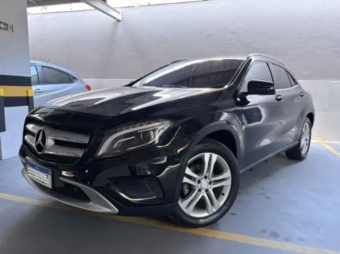 Mercedes-Benz GLA 200 Vision 1.6/1.6 TB 16V Flex Aut. 2015