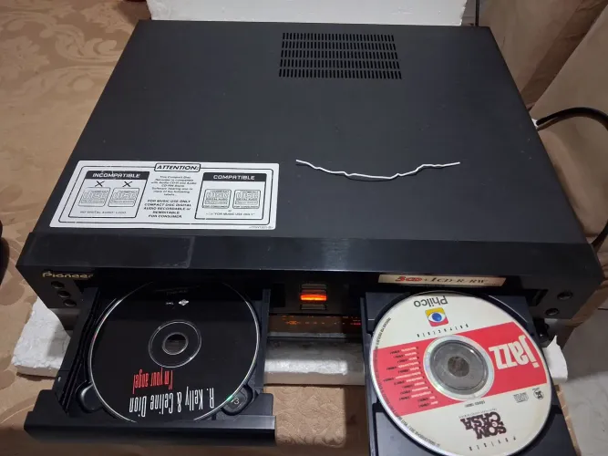 CD RECORD. 3CDS E 1 RD.RECOR. Pioneer modelo PDR-W739 larg.47xprof.41xalt.18 peso 23kilos