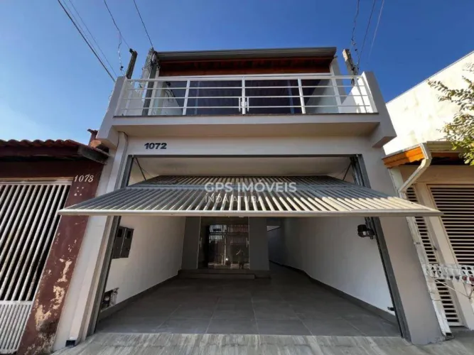 Sobrado com 03 Quartos, sendo 01 Suíte à venda e para venda no bairro Jardim Morada do Sol