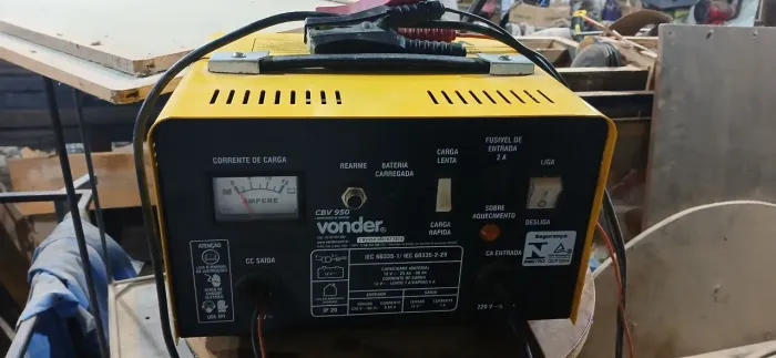 Carregador bateria vonder