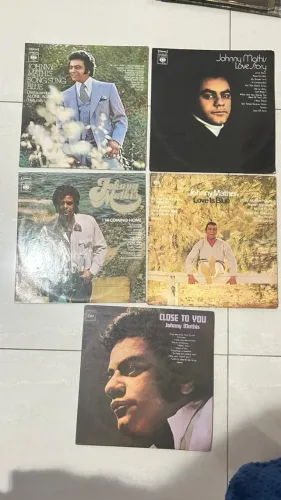 Lote de 11 discos - Johnny Mathis Cantor americano