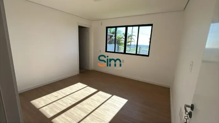 Casa à venda em Chapecó, Bairro Universitário - 3 dormitórios, 2 suítes, 2 vagas