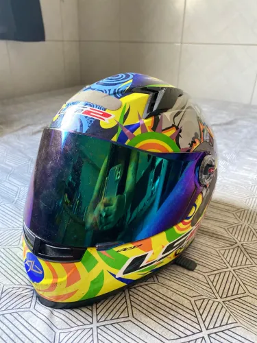 CAPACETE ALEX BARROS