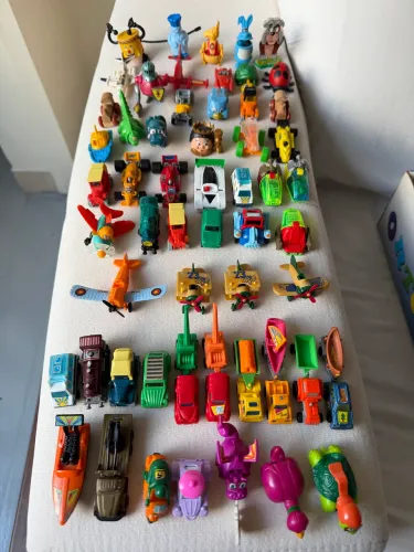 150 BRINQUEDOS KINDER OVO ANOS 90 RARIDADE OPORTUNIDADE!