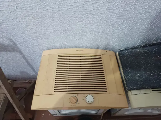 Ar electrolux de janela 220 volts preço ja limpo e gelando