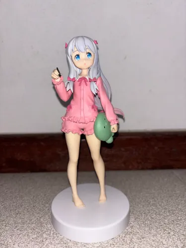 figure colecionável da personagem Sagiri Izumi do anime Eromanga Sensei.
