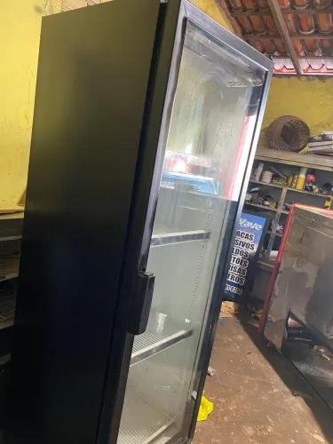 Vende se Expositor para bebidas