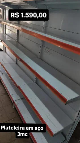 Prateleira de aço