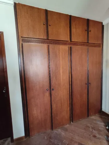 2 Guarda roupas com 220x260 cm cada